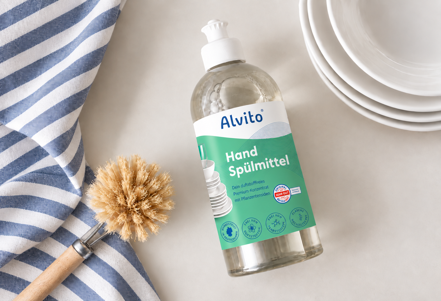 Alvito Handspülmittel Neutral mit Geschirr und Spülutensilien